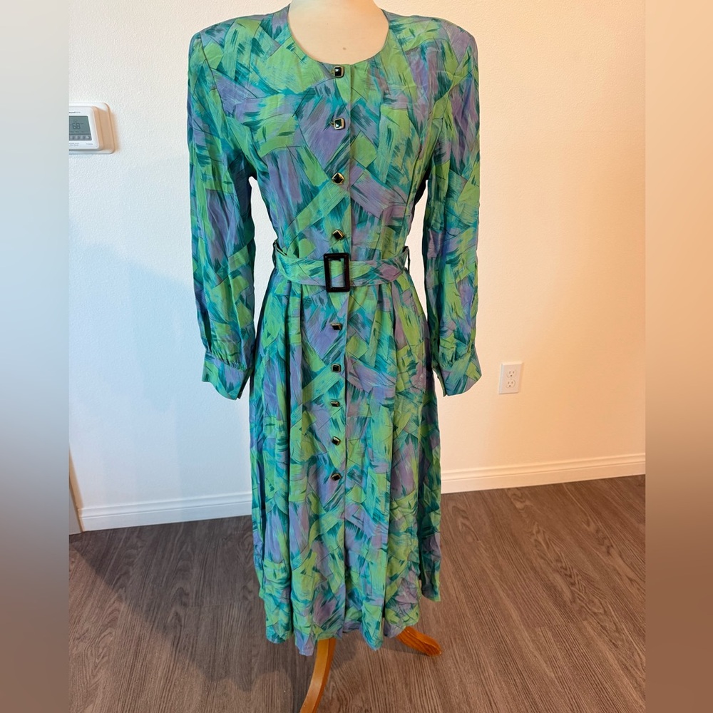 Vintage Retro Dress in Medium Size